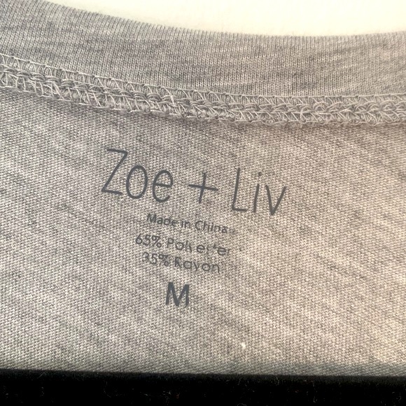 Christmas T Shirt🎄 - Picture 3 of 3